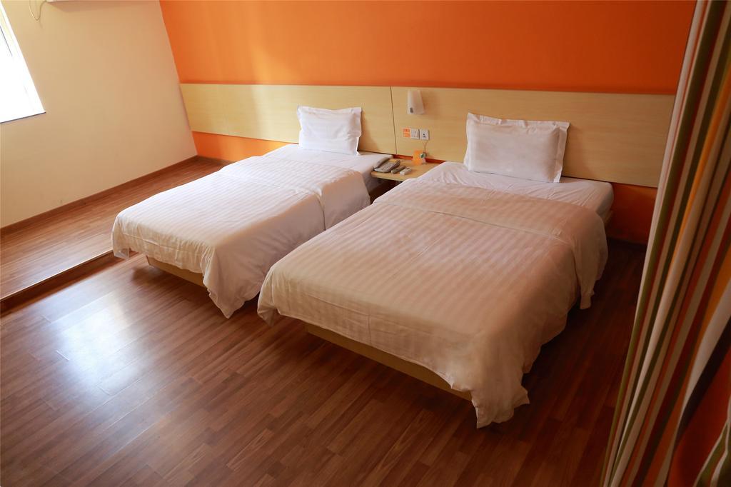 7Days Inn Laiwu Fengcheng West Street Zimmer foto